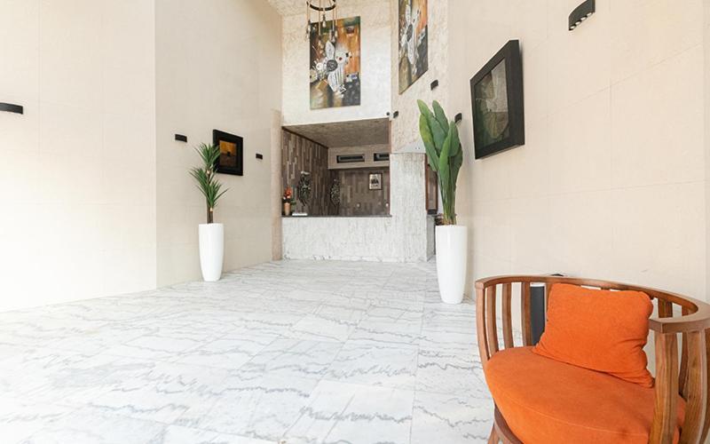 Hotel Le Figaro Douala Buitenkant foto