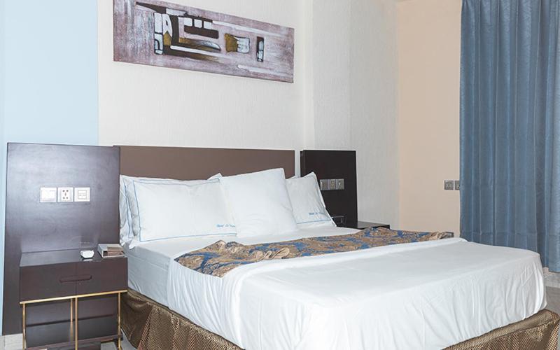 Hotel Le Figaro Douala Buitenkant foto